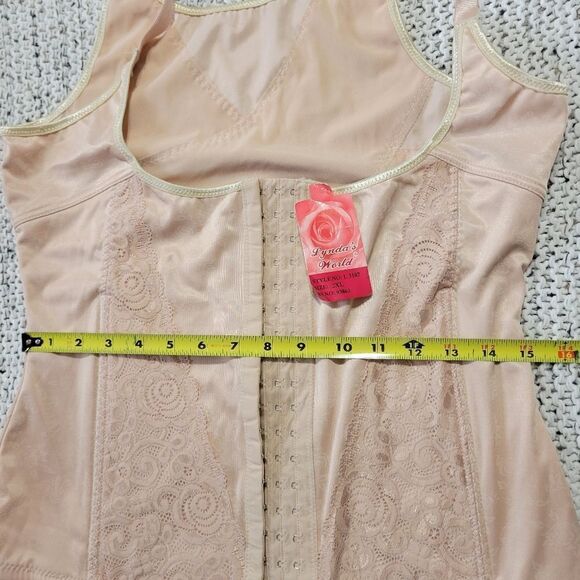 Linda's world shapewear - Picture 6 of 7